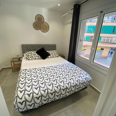 Apartamentos Con Bano Privado Frente Al Metro L5 Barcelona-Hospitalet ロスピタレート・デ・リョブレガート エクステリア 写真