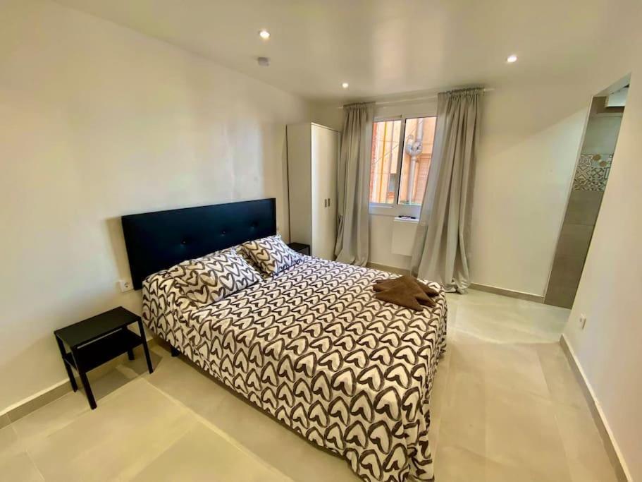 Apartamentos Con Bano Privado Frente Al Metro L5 Barcelona-Hospitalet ロスピタレート・デ・リョブレガート エクステリア 写真
